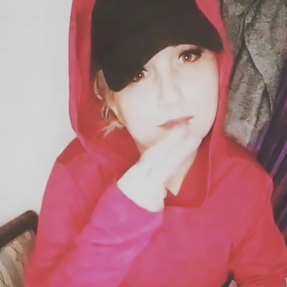 Meet your Posher, Crash - Picture 9 of 17